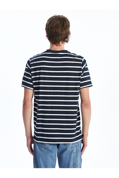 LC Waikiki Чоловічий трикотаж з короткими рукавами в смужку XSIDE з капюшоном та начісуванням