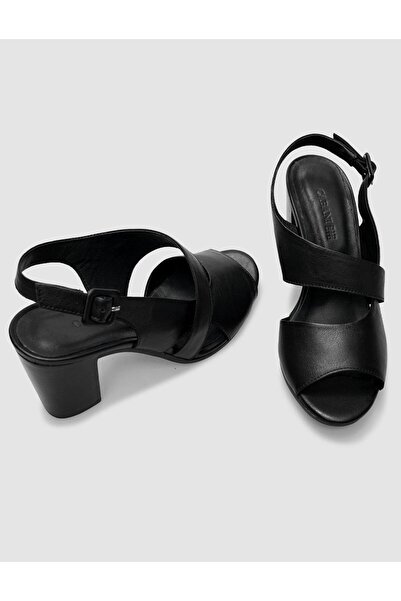 Cabani Γυναικεία πέδιλα με τακούνι 100% γνήσιο δέρμα με μαύρη πλαϊνή πόρπη