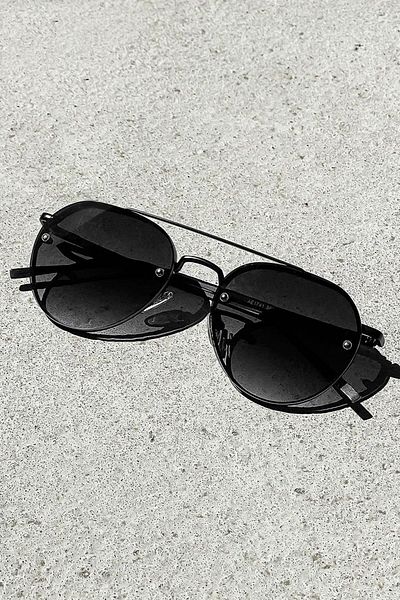 Roger Bacon Men's Sunglasses - Black Metal Frame