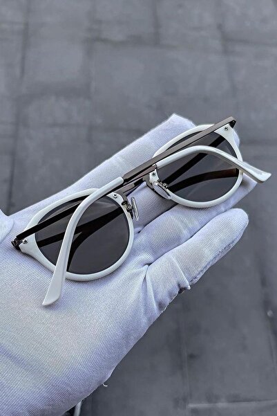 Roger Bacon Unisex Oval Sunglasses - Metal Case