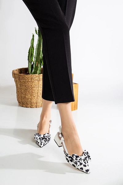 innsteal Leopard Pattern Ribbon Detailed Pointed Toe Block Heeled Women's Shoes
