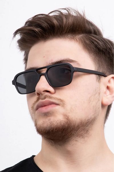 Nilu Moda Keen Matte Black Sunglasses