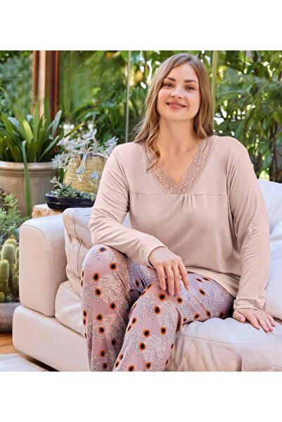 İpek Women's Long Sleeve Lace Plus Size Pajama Set