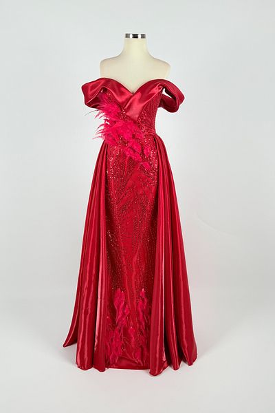 Lenta Moda Red Feather Lace Covering Lisbon Satin Evening Dress and Evening Gown