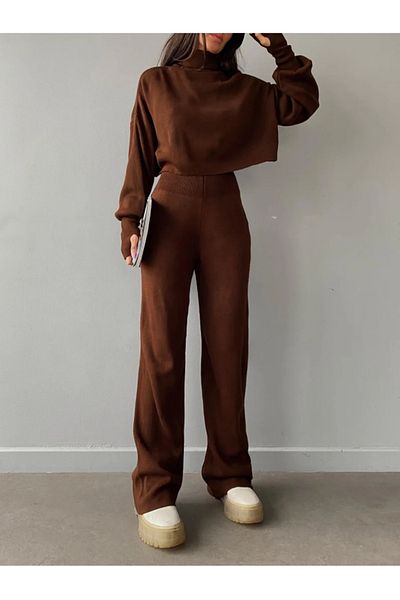 LAJESTE Turtleneck Sweater and High Waist Knitwear Pants - Crop Hand-Held Antresite Set