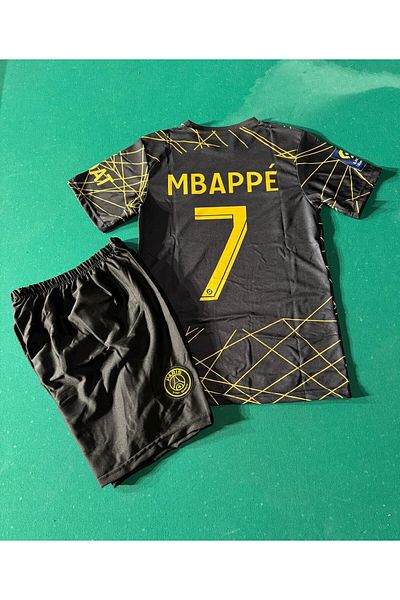 FAMİLYSTAN PSG MBAPPE 7 ΜΑΥΡΗ ΠΑΙΔΙΚΗ ΠΟΔΟΣΦΑΙΡΙΚΗ ΣΤΟΛΗ ΜΠΑΚΕ + ΣΟΡΤΣ + ΚΑΛΤΣΕΣ 3 ΤΕΜΑΧΙΑ