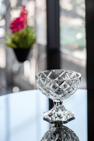 TrendDeco 6-Piece Standing Glass Bowl Set Cutting Decor Standing Ice Cream Set