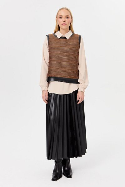 Esswaap Straw Pattern Suede Pleated Leather Skirt 3 Piece Set Black