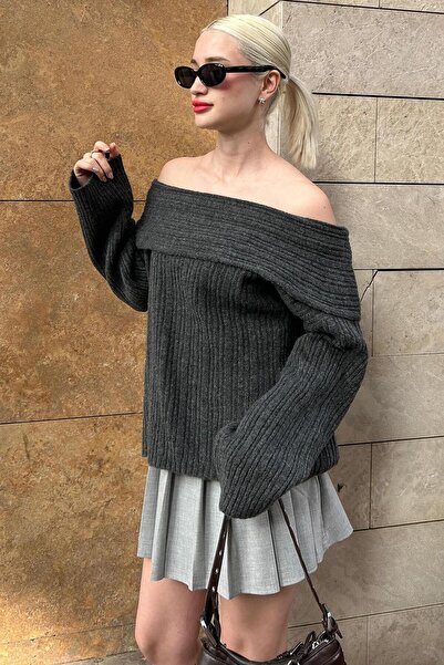 Madmext Antrasit Madonna Yaka Kadın Kazak MG2274