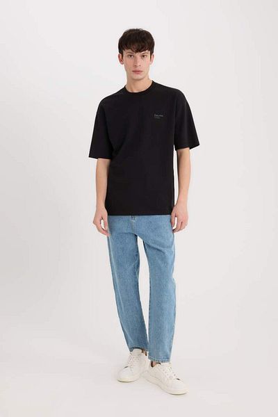 DeFacto Νέα σεζόν Boxy Fit Crew Neck που δεν απαιτεί σιδέρωμα αναπνεύσιμο εμπριμέ κοντό μανίκι