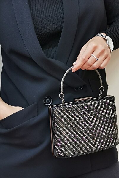 NAZART Дамска черна триъгълна чанта с камъни