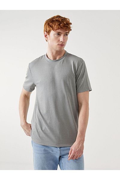 LC Waikiki New Season Crew Neck Short Sleeve Men's Textured T-Shirt - S5Ai69Z8