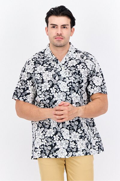 GAP Men Regular Fit Floral Print Short Sleeves Casual Shirt, Black