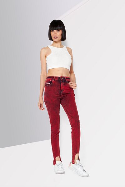 Diesel Women D-slandy Skinny Fit Washes Stretchable Jeans, Red