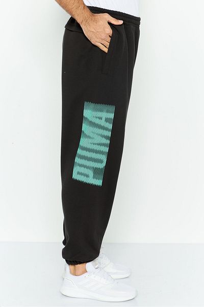 Puma Men Relaxed Fit Training Sweatpants, Black Combo