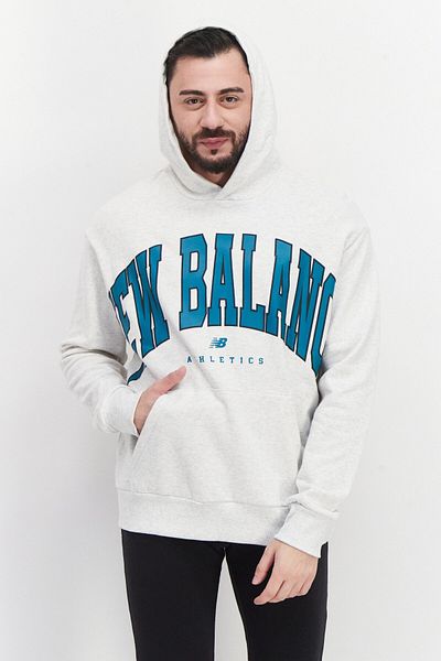 New Balance Men Oversized Fit Long Sleeve Outdoor Sweatshirt, Light Grey