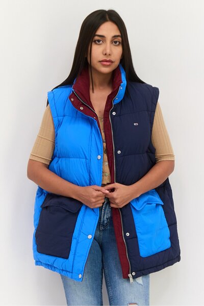 Tommy Jeans سترات نسائية منفوخة بشعار مطرز، متعددة الألوان