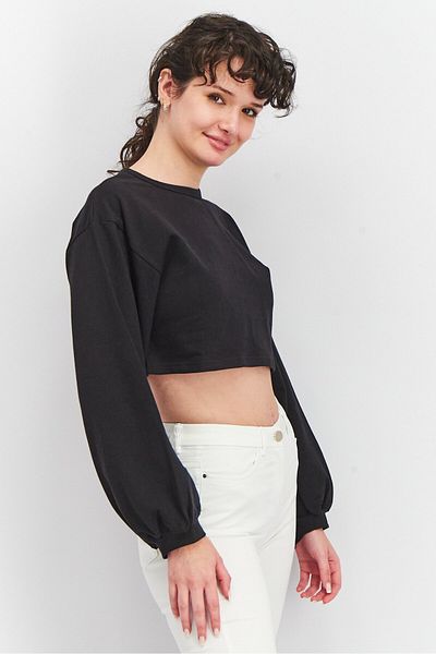 Urban Bliss Women Plus Size Round Neck Long Sleeve Solid Cropped Sweatshirt, Black