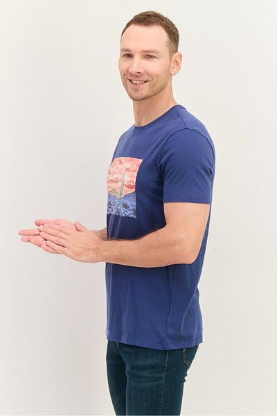 GAP Men Crew Neck Short Sleeve Graphic T Shirt, Teal Combo