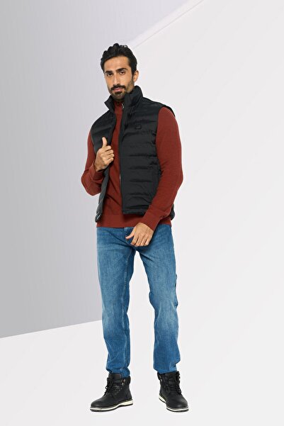 Michael Kors Men Quilted Puffer Jacket Vest, Black