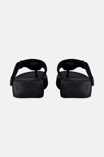 Fitflop صندل Trakk II للرجال سهل الارتداء بإصبع القدم، أسود