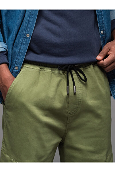 OMBRE Ανδρικά πλεκτά joggers με τσέπες φορτίου - olive V3 OM-PAJO-0199 L