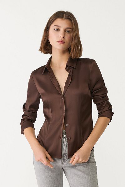 Stradivarius Fitted satin shirt