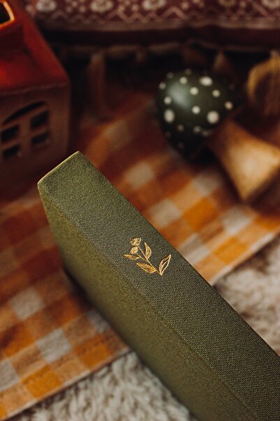 Nova Crafts Hidden Mountain Garden Khaki Notebook Inside Kraft / Journal