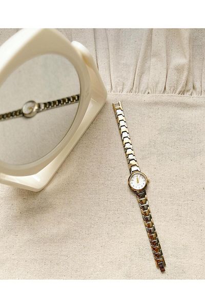 QUARTZ Minimal Metal Band Women's Wristwatch Silver - Gold Color