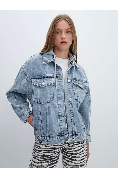 LC Waikiki Jachetă de jeans oversize cu glugă pentru femei