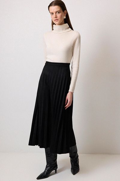 Touché Privé pleated suede skirt