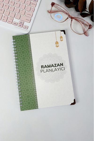 Burak Baskı Tasarım Undated Ramadan Planner, Green Gray Ethnic Pattern Ramadan Agenda, Notepad, Worship Tracking
