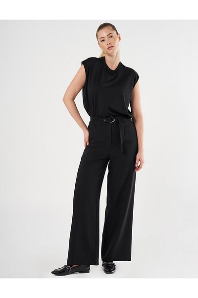 Kayra Metal Buckle Detailed High Waist Trousers Black