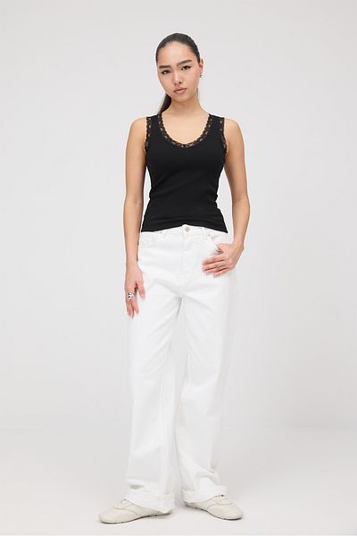 Addax V-Neck Undershirt with Lace Collar A1603