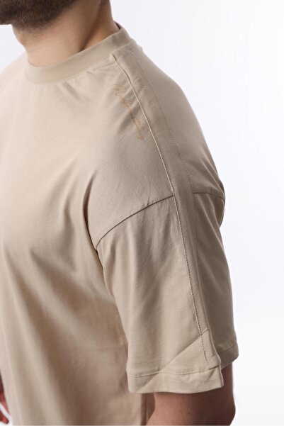 Madmext Ανδρικό μπλουζάκι Mink Oversize Basic με λεπτομέρεια ρίγας 7023