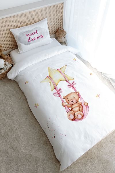 Tuğba Kuğu Pink Single Duvet Cover Set - Iconic Series, Brown Bear Swinging on the Star