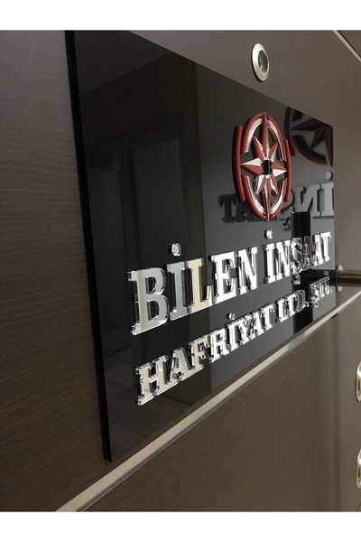 Pleksiglas Ürünleri Ofis, oda kapı isimliği, yönlendirme tabelası