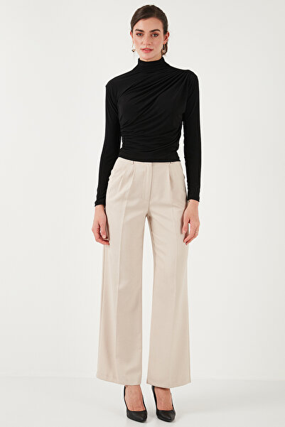 Lela Streç Büzgü Detaylı Slim Fit Dik Yaka Bluz BLUZ 669925