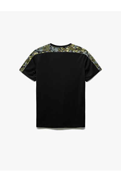 Koton Αθλητικό μπλουζάκι με λαιμόκοψη με λεπτομέρεια με σλόγκαν με κοντό μανίκι