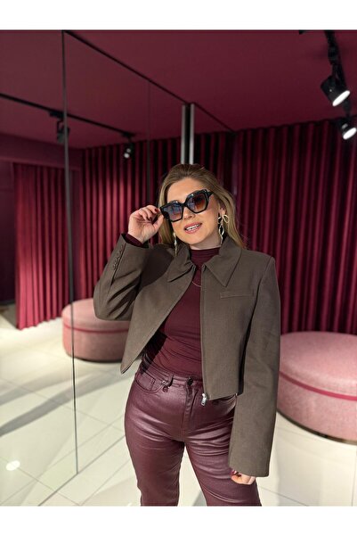 EFİL 7451 Модел Битър кафе Crop яке