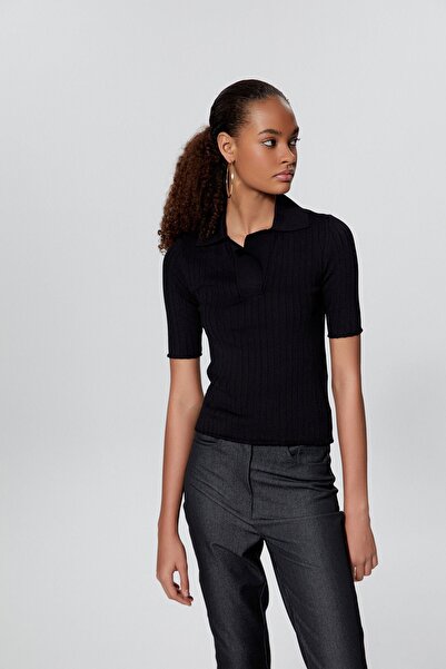 rue Bluză neagră de tricotaj cu guler