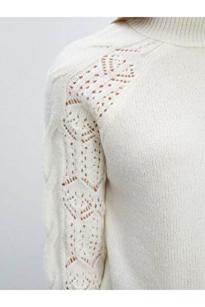 LC Waikiki Peak Yeni Sezon Yarım Balıkçı Yaka Ajurlu Kadın Triko Kazak