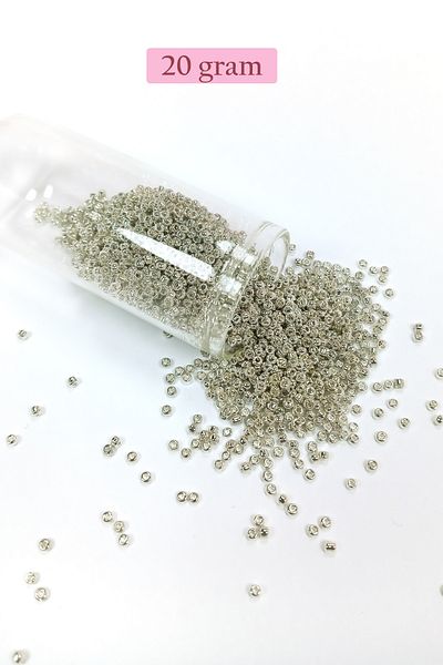 STUMBANNG Cast glass sand beads (11/0) 2 mm - 20 grams - silver - bnc022