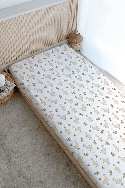 Tuğba Kuğu Vintage Geese Printed Iconic Series Flat Sheet