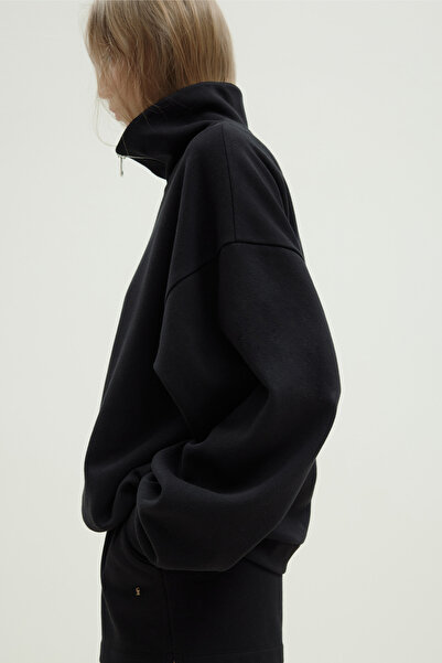Suud Collection Black Low Oversize Sweat