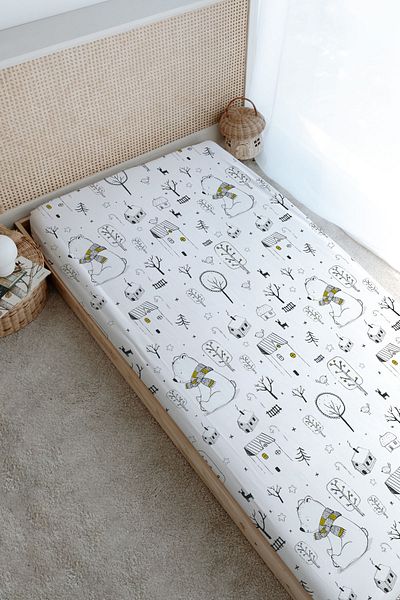 Tuğba Kuğu Printed Flat Sheet - for Baby Series - Polar Bear with Scarf