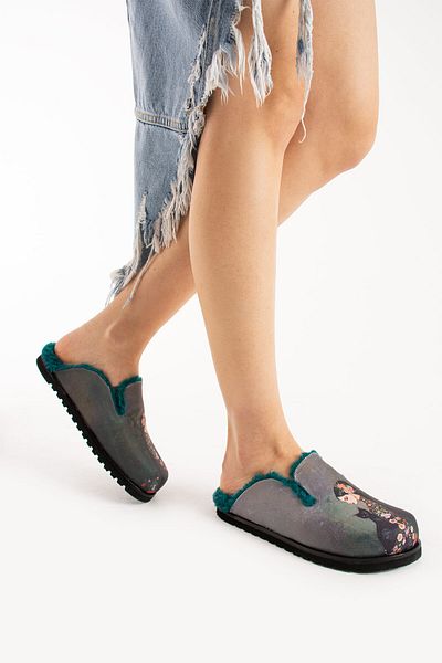 Lemoors شبشب سابو بتصميم خاص من Lemoor's Susana Plush Feather Black Cat Eva Sole