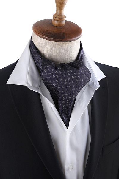 La Pescara Purple Small Pattern Men's Scarf K455