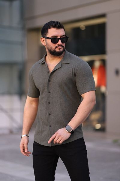 Know Men's Khaki Knitted Short Sleeve Shirt
