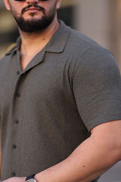 Know Men's Khaki Knitted Short Sleeve Shirt